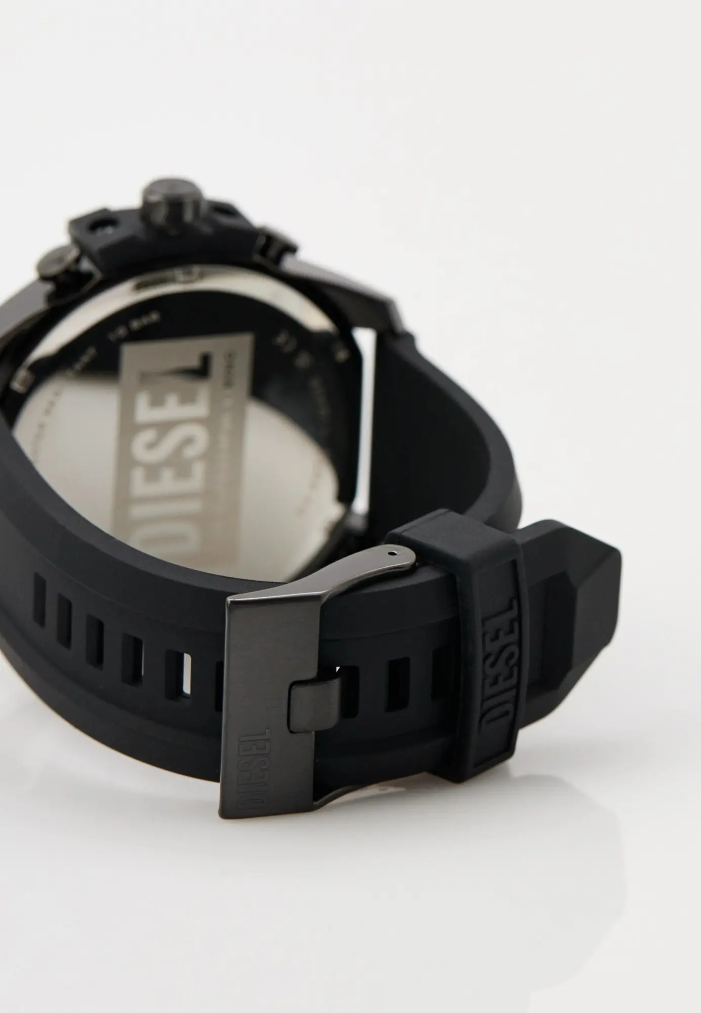 RTLAEM245401_28641874_3_v1_2x