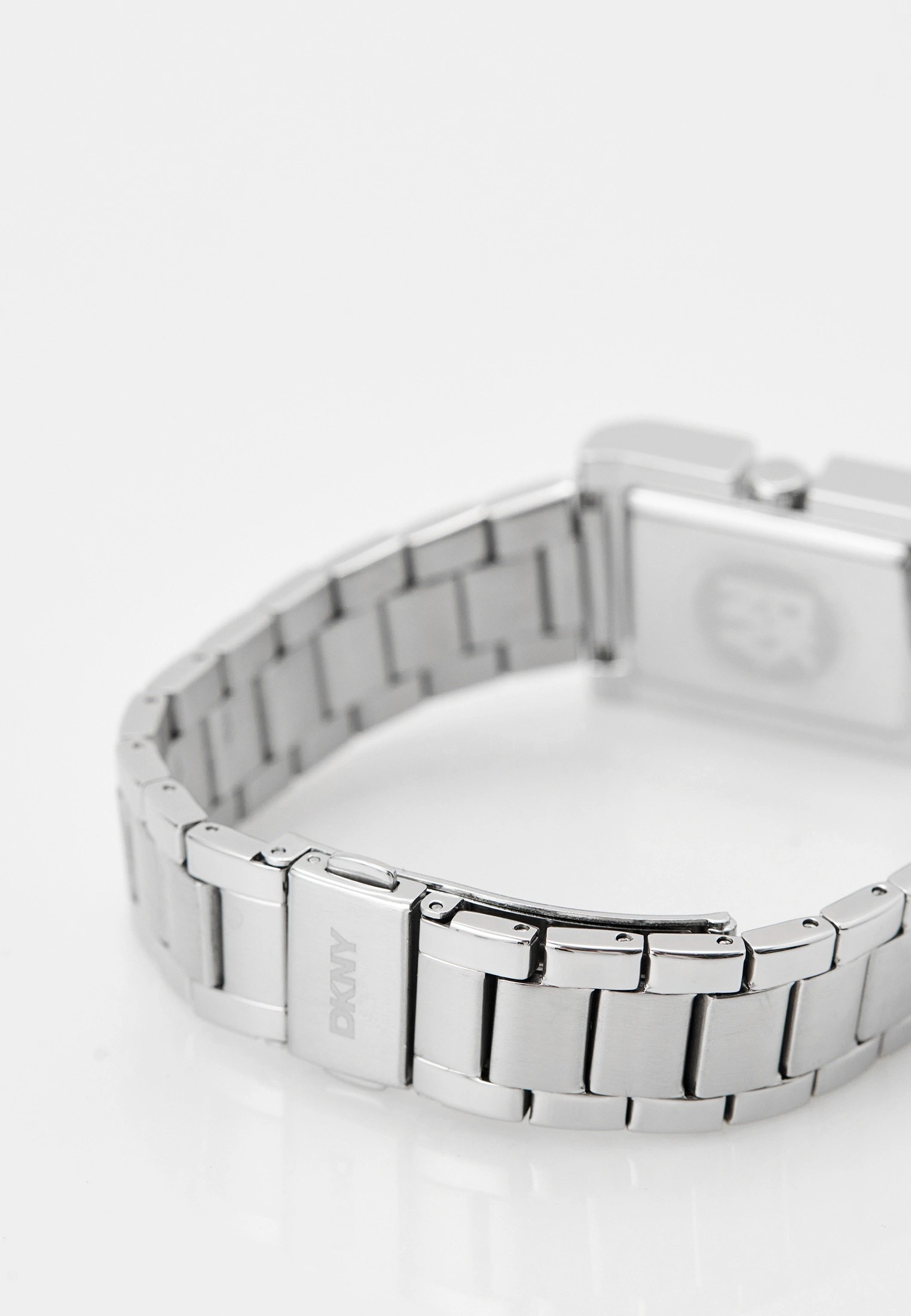 RTLAEE931201_26848808_3_v1_2x