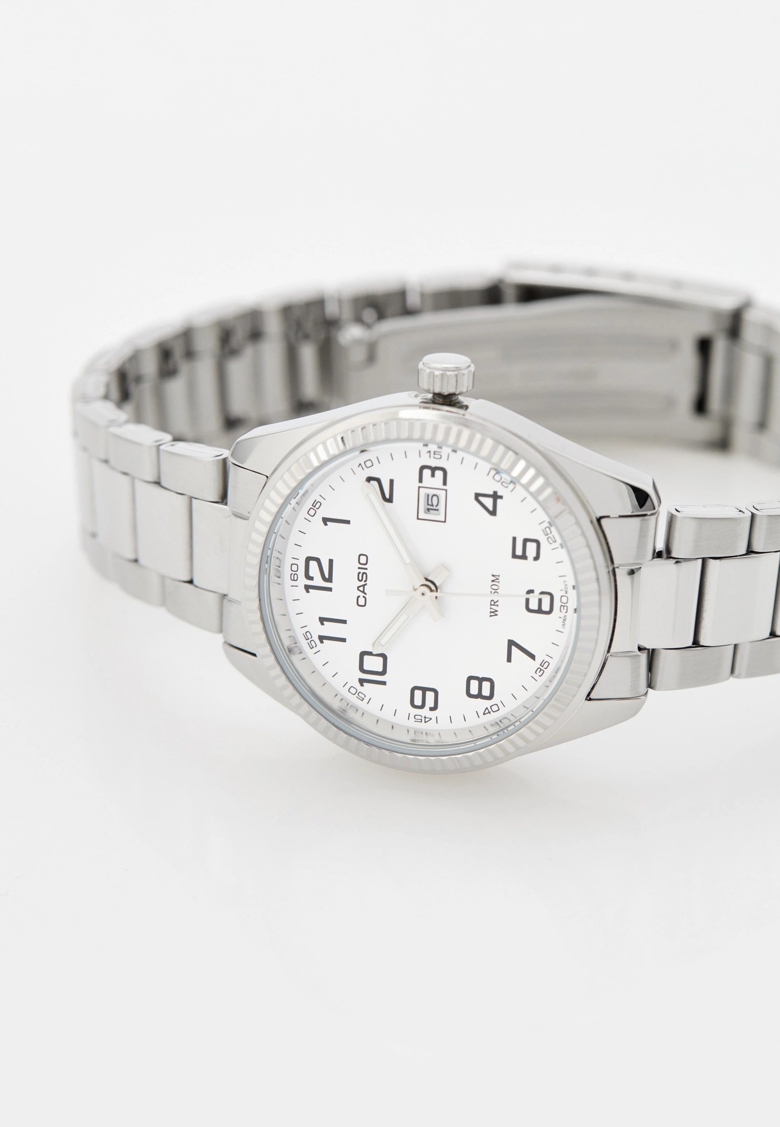 RTLAEA011101_25999810_2_v1_2x