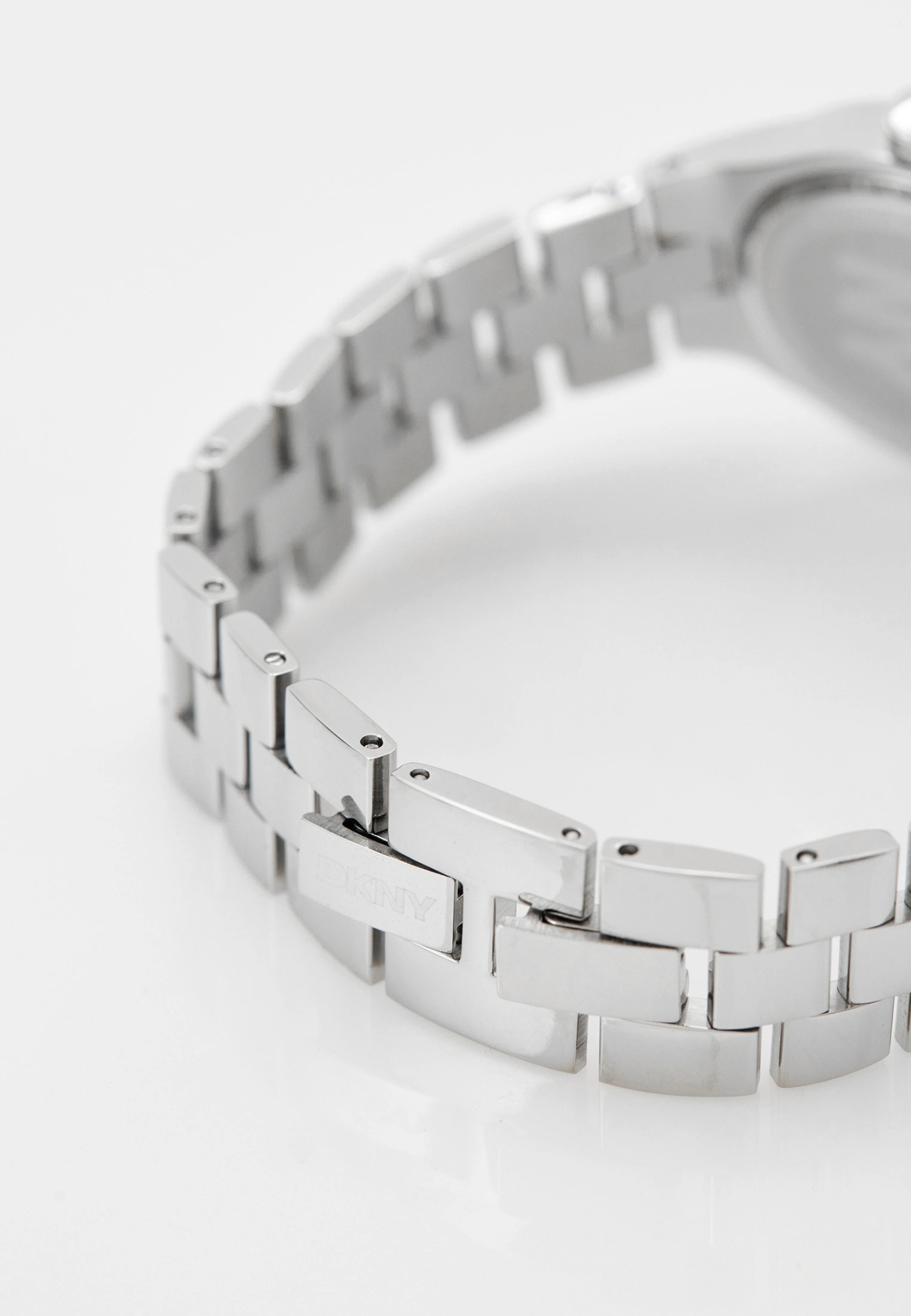 RTLAEE934501_26848870_3_v1_2x