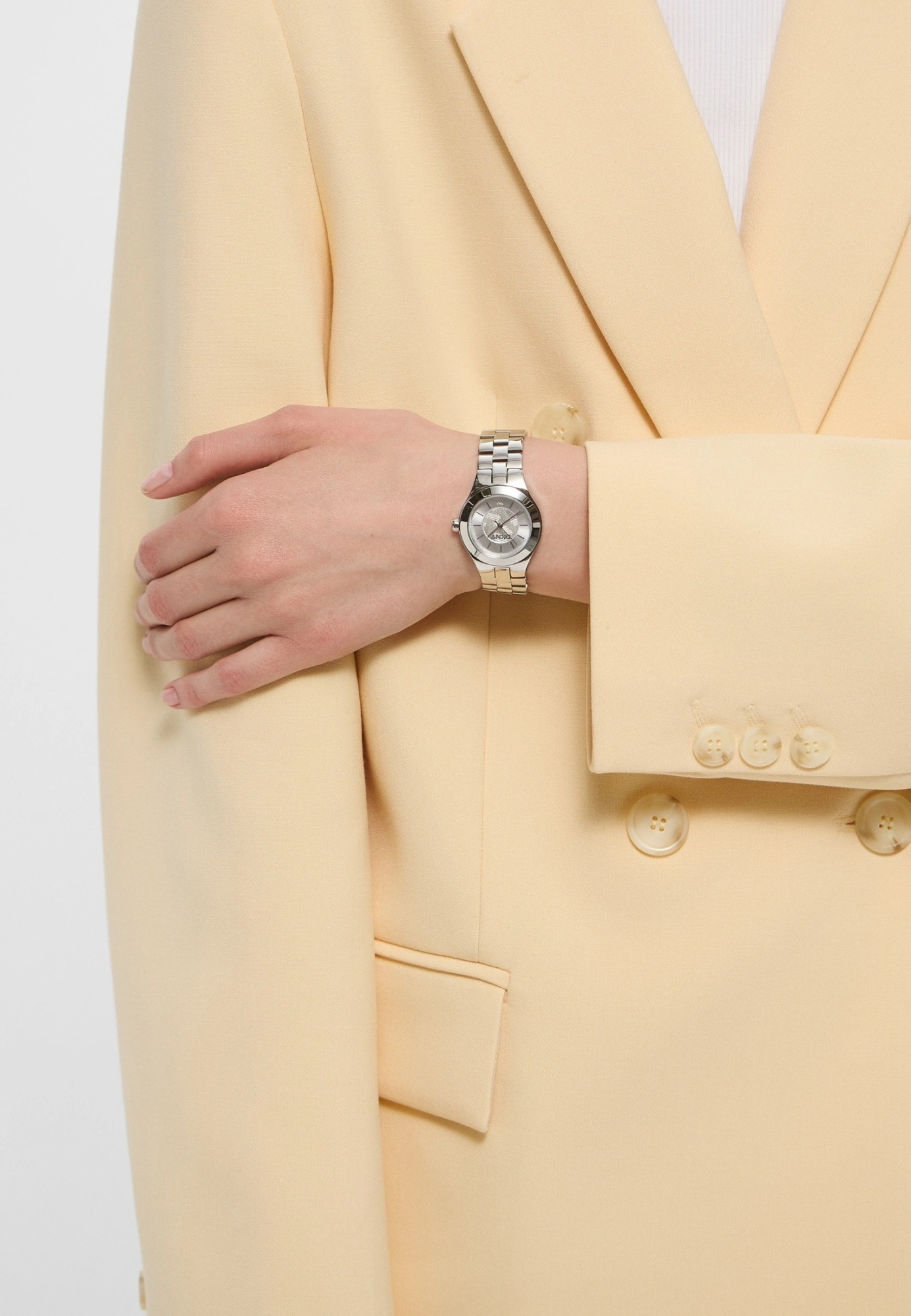 RTLAEE934501_26887447_9_v2_2x