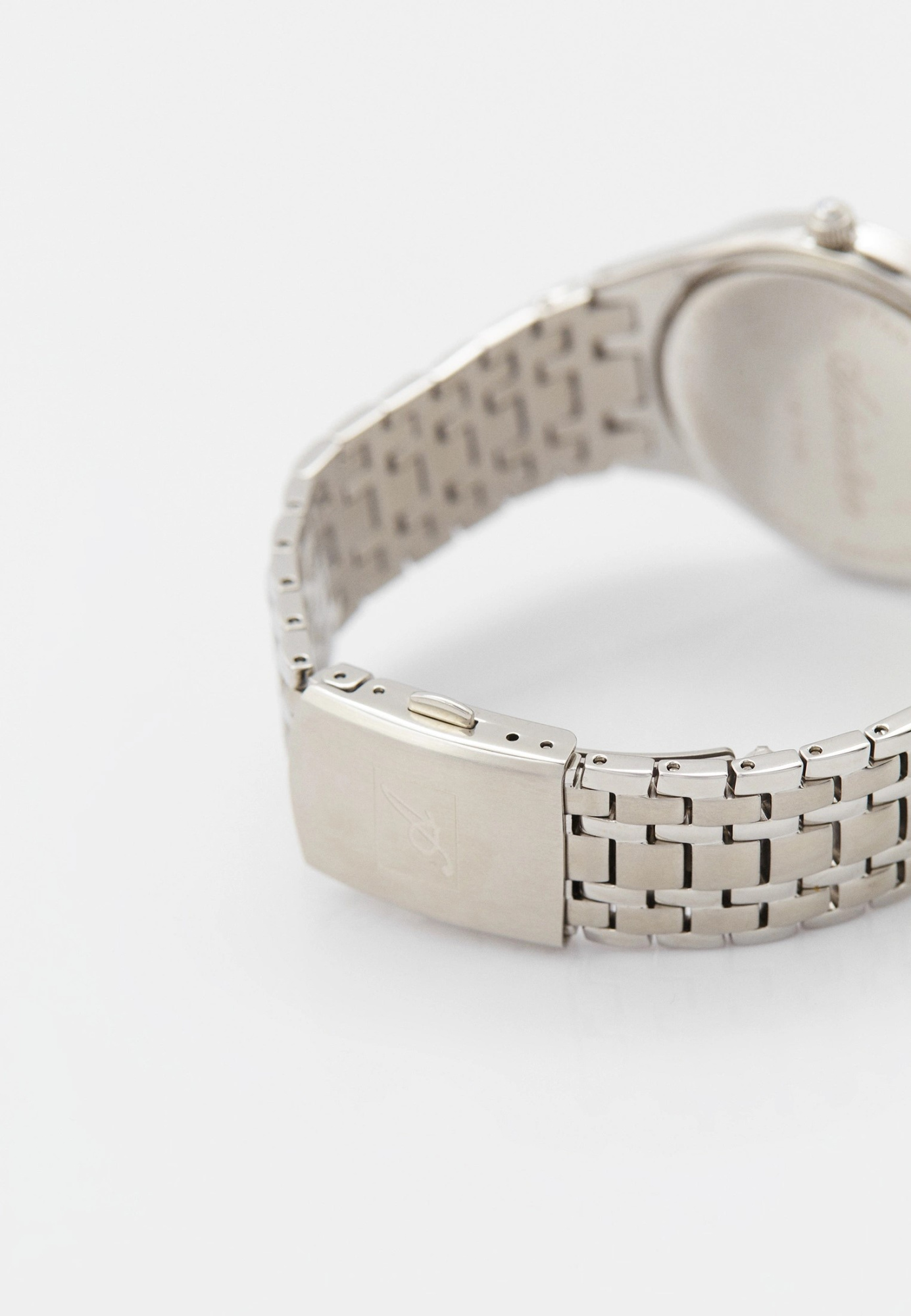 MP002XM087F1_17091407_3_v1_2x