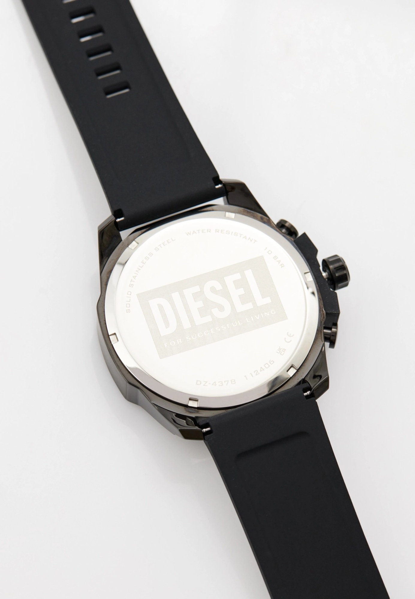 RTLAEM245401_28641875_4_v1_2x