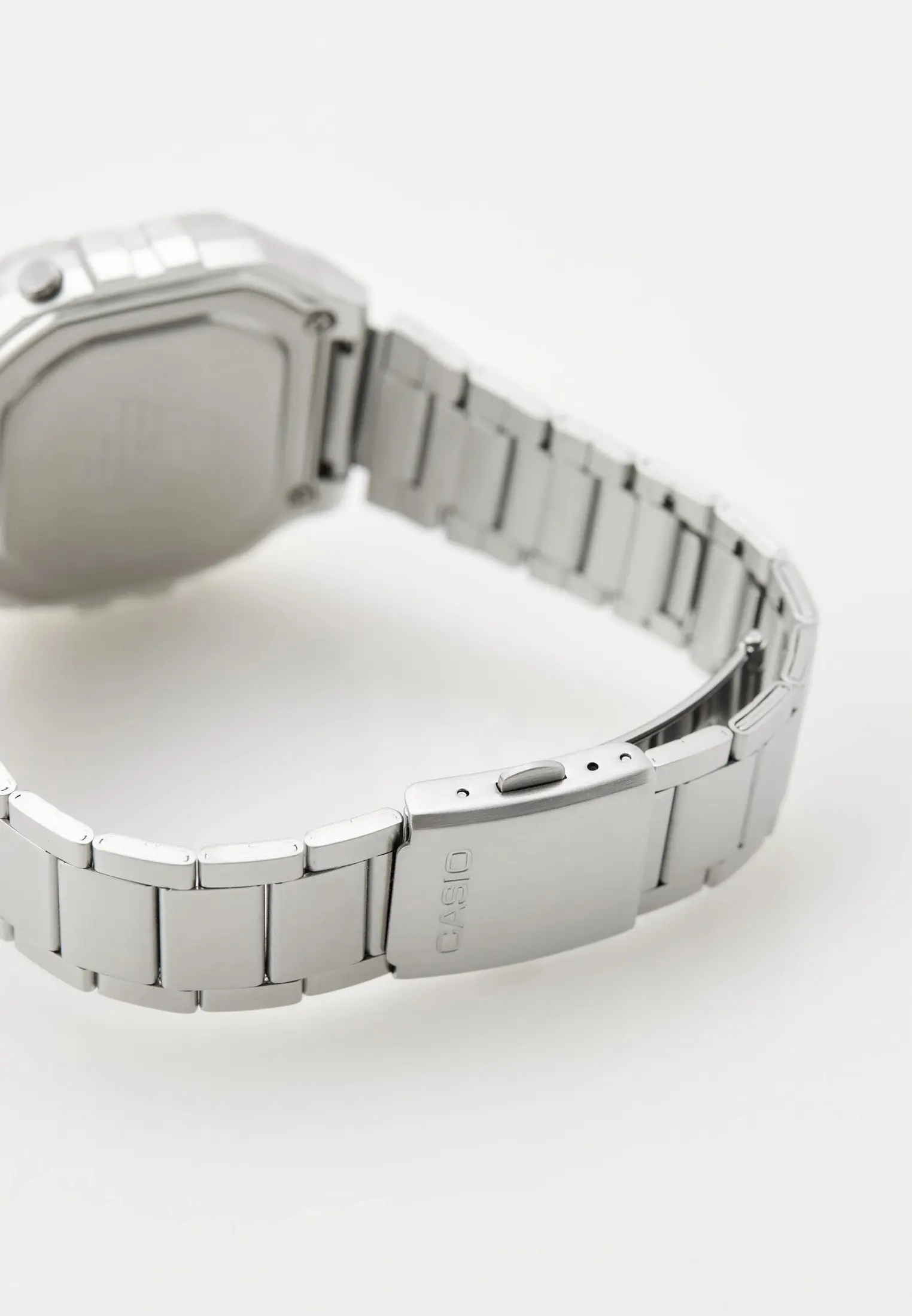 RTLAEX172101_31300445_3_v1_2x