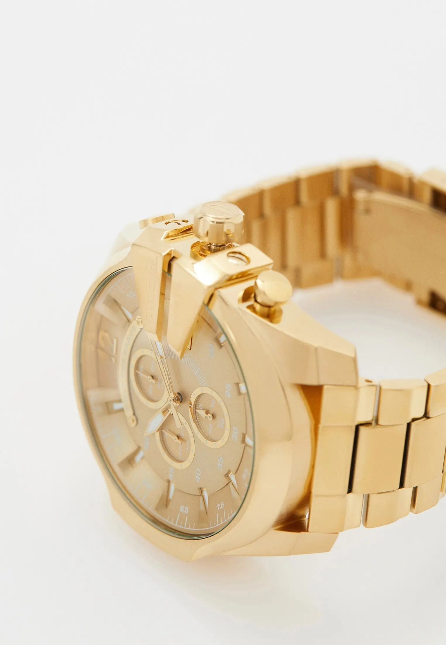 RTLAAV094501_15537018_2_v36_2x