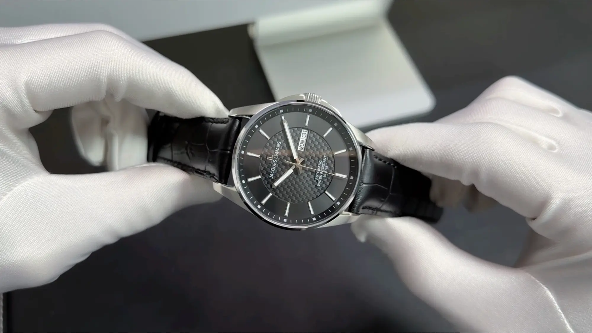 9v-prolAEucxlY-iYTOeslPetvN22WhTCCdPiZR3Zp15-8dPRQnoP0ZKPVgJYjoivYJ7c3N7zU570Cyr-Sm_bp3C_2025-10-25_14-46-02