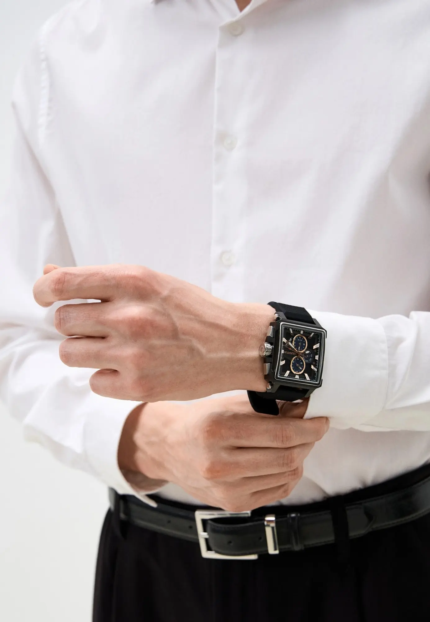 RTLAEH285101_27407024_9_v1_2x