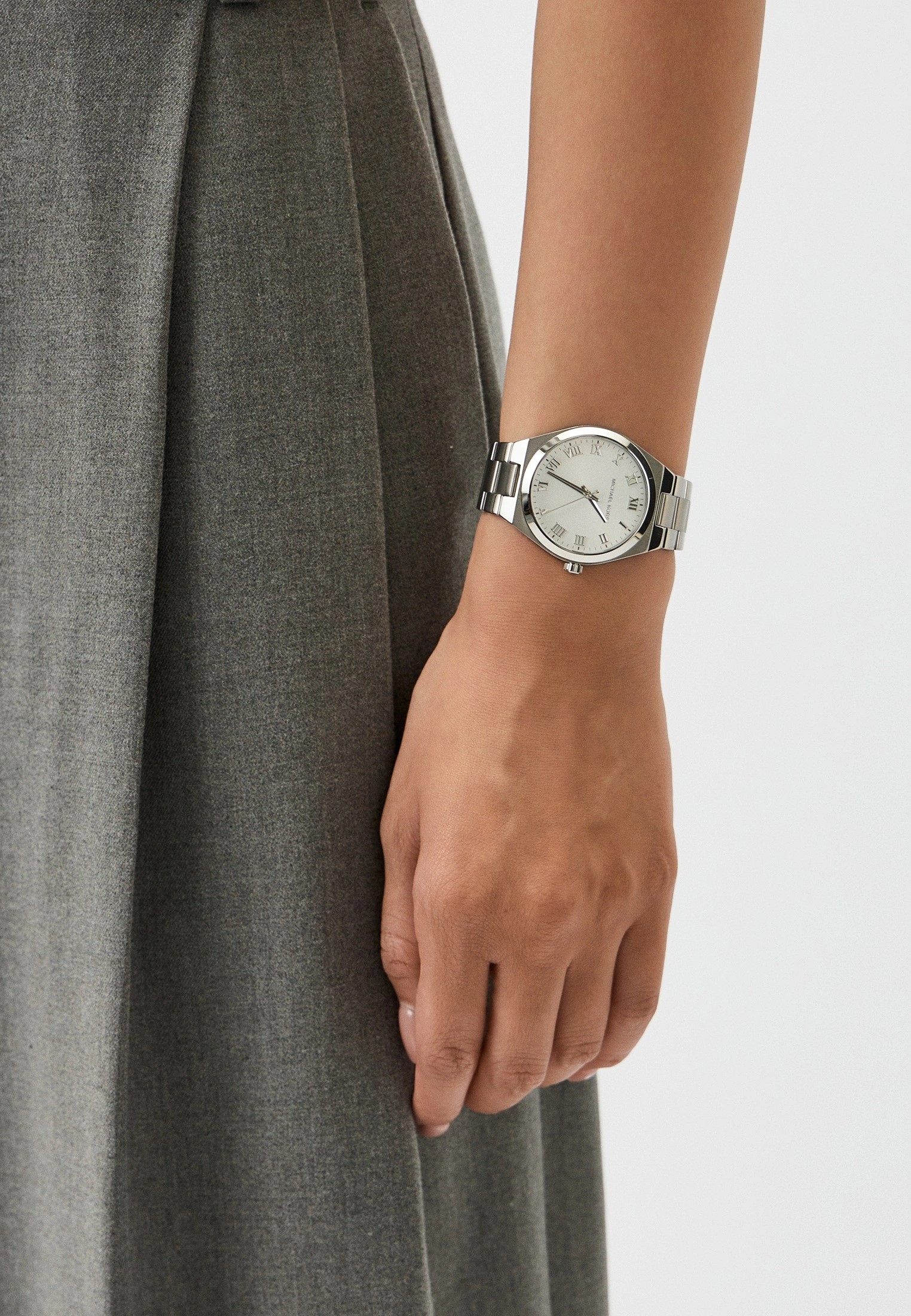 RTLADT132001_24564472_10_v1_2x