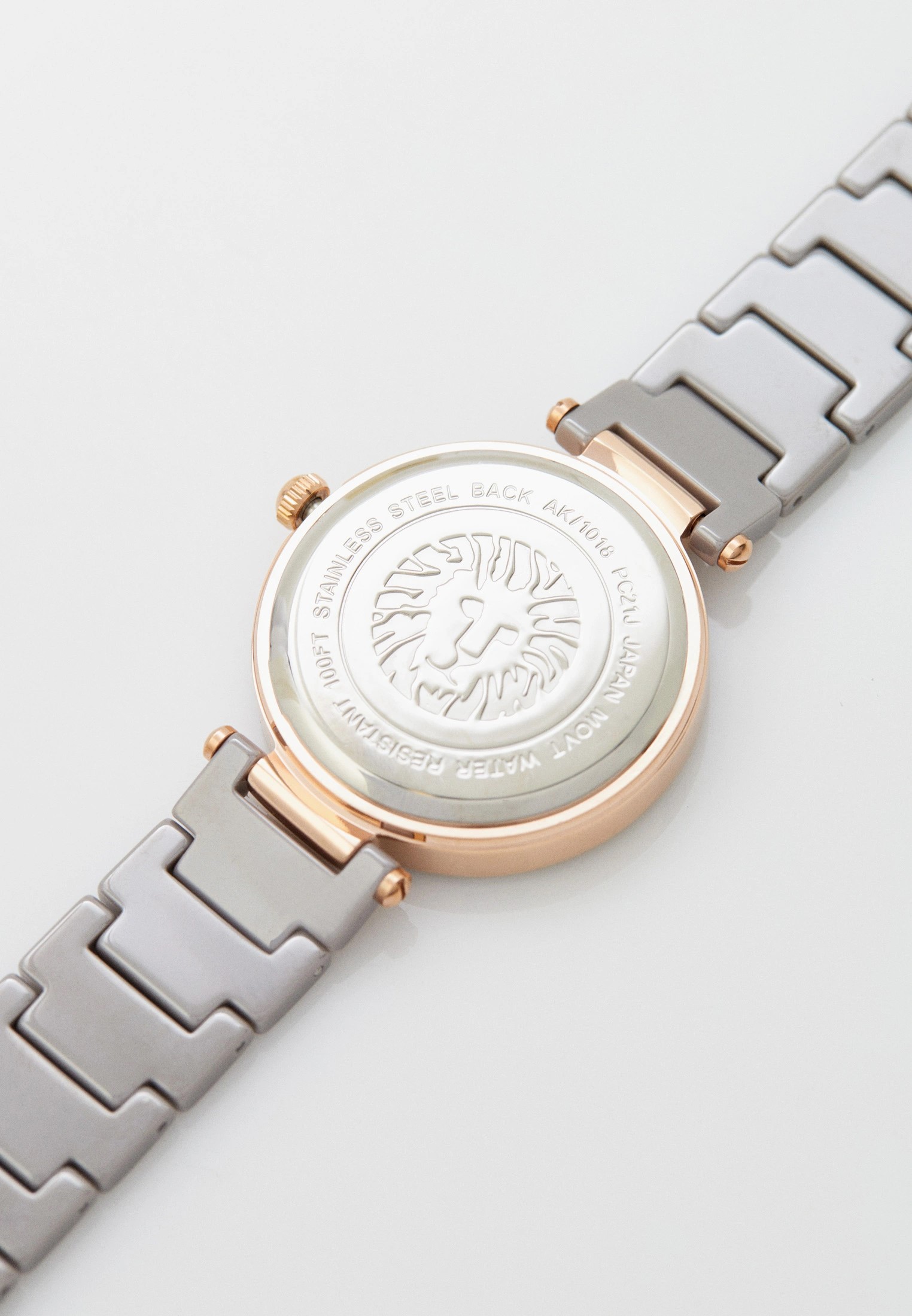 RTLACK743801_19281793_4_v1_2x