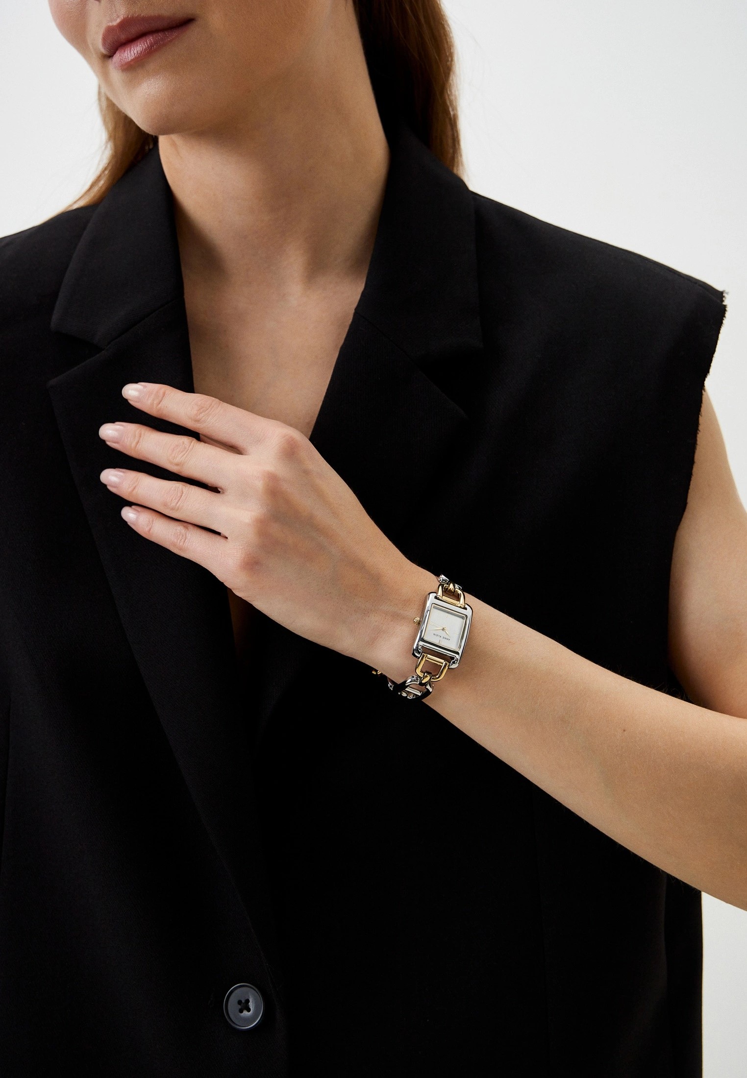 RTLACY127302_23501869_9_v1_2x