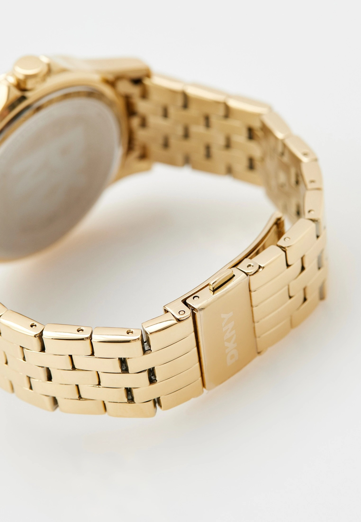 RTLAEE939301_26859795_3_v2_2x