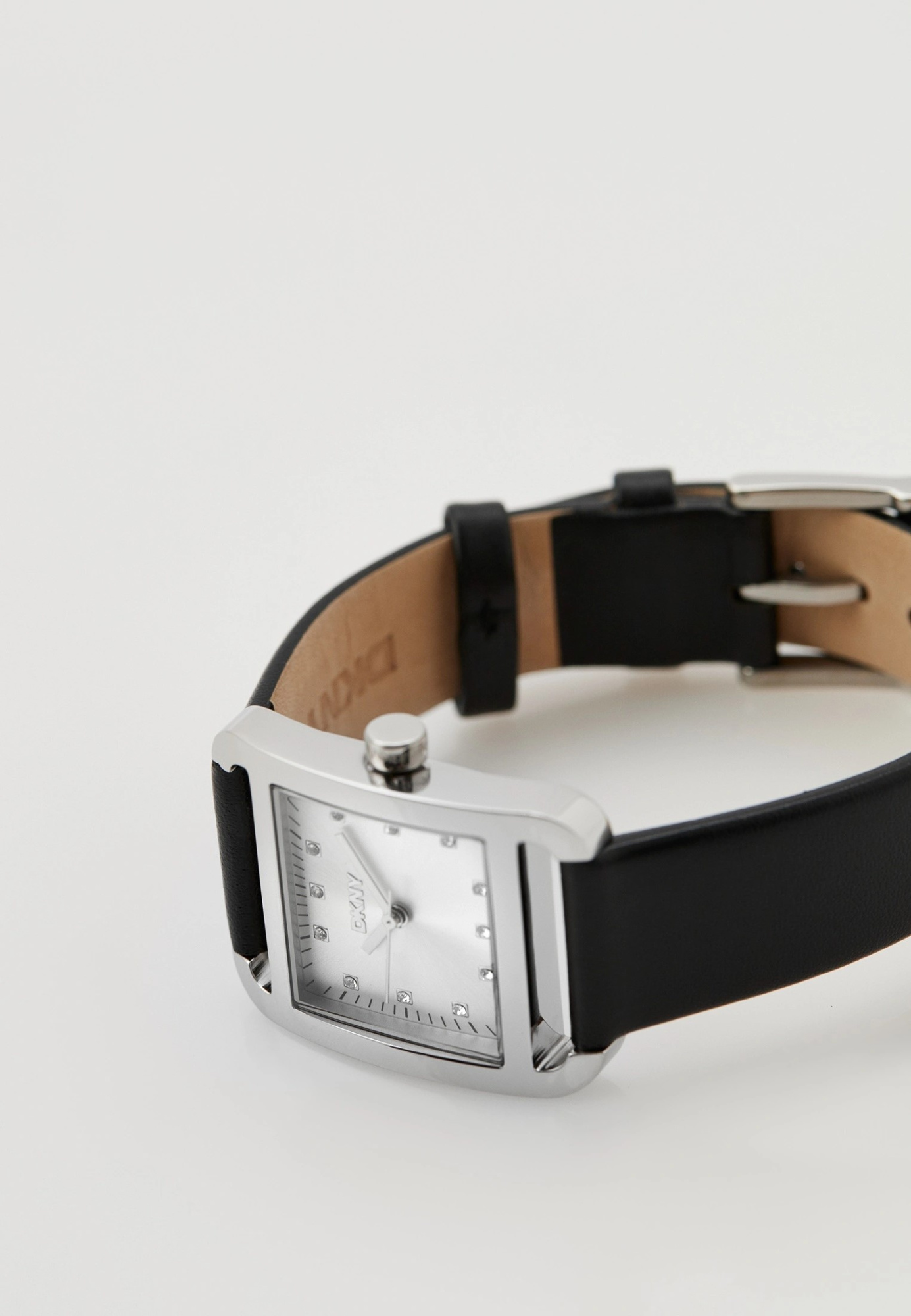 RTLAEE930301_26841434_2_v1_2x