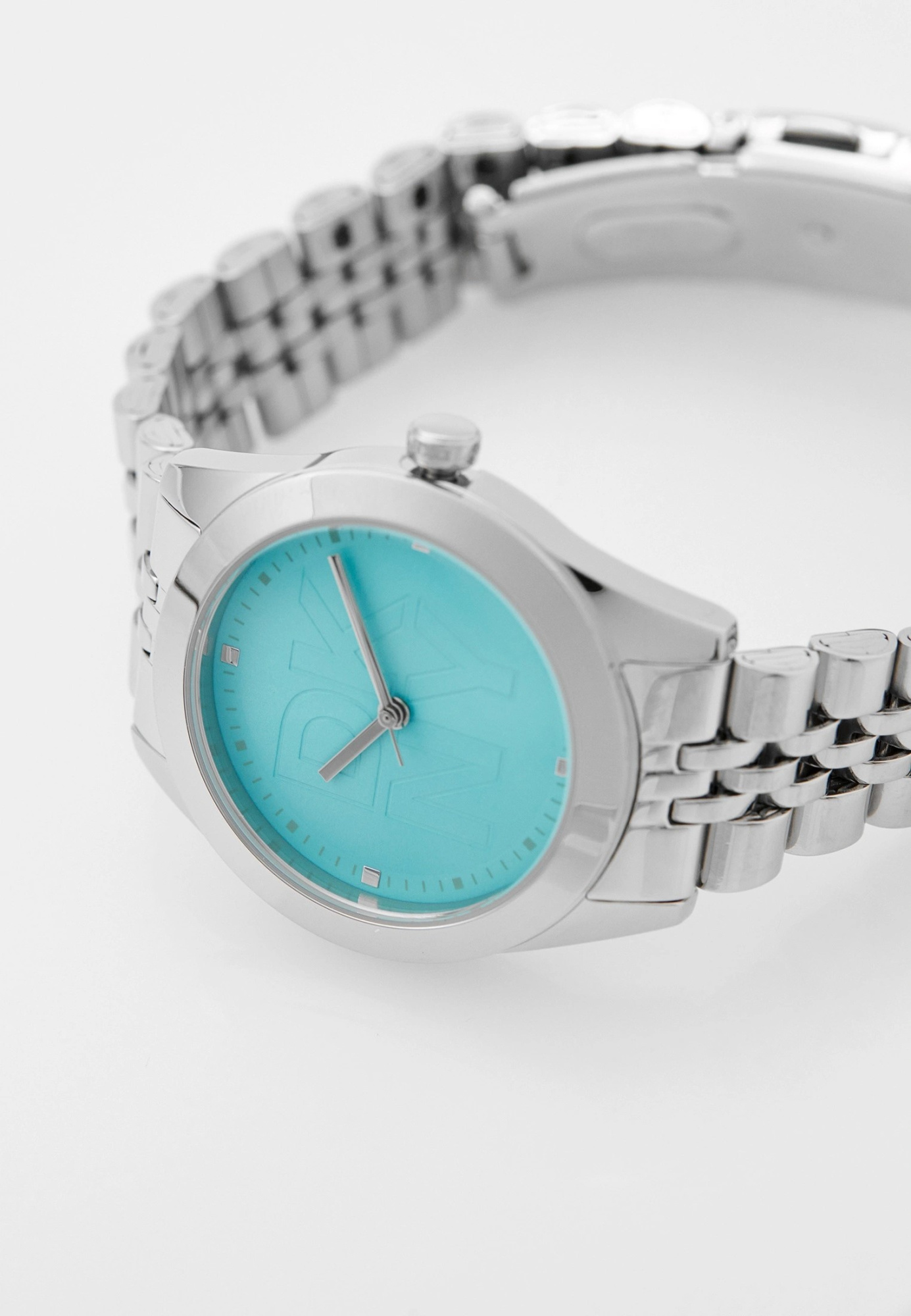 RTLAEE938801_26834218_2_v1_2x